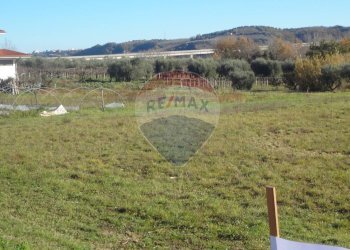 Vista delle montagne - Terreno edificabile CONTRADA CERRETO
 
332, Miglianico - foto 2