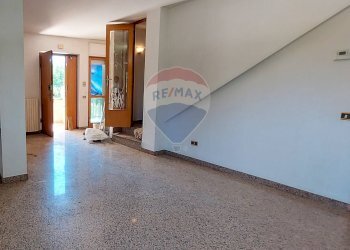 Soggiorno - Casa semi indipendente Francesco Urbano
 
snc, Fara Filiorum Petri - foto 4