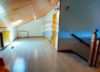 stanza multiuso - Casa semi indipendente Francesco Urbano
 
snc, Fara Filiorum Petri - foto 22