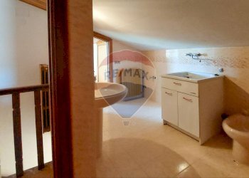 bagno con vasca - Casa semi indipendente Francesco Urbano
 
snc, Fara Filiorum Petri - foto 30