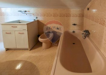 bagno con vasca - Casa semi indipendente Francesco Urbano
 
snc, Fara Filiorum Petri - foto 33