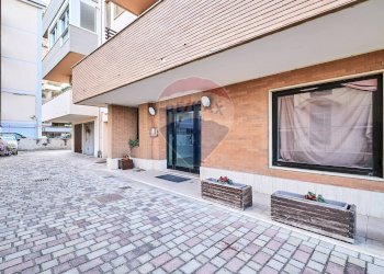 Terrazza - Appartamento Via Della Riviera
 
211, Pescara - foto 39