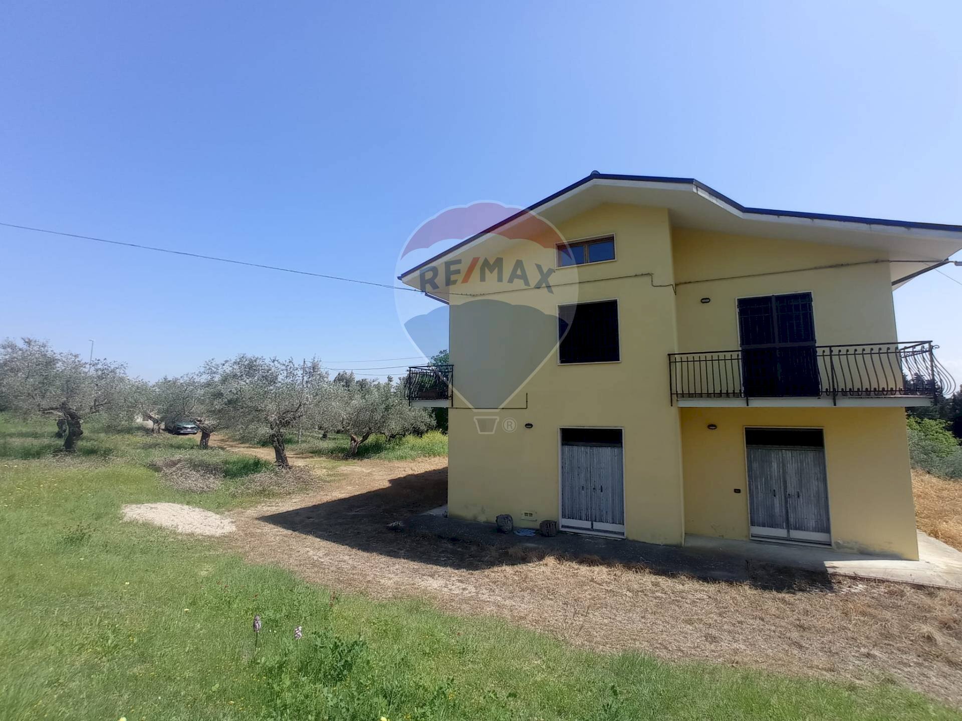 Casa all\'aperto - Independent house Via Rocco Terenzi
 
snc, Elice - photo 3