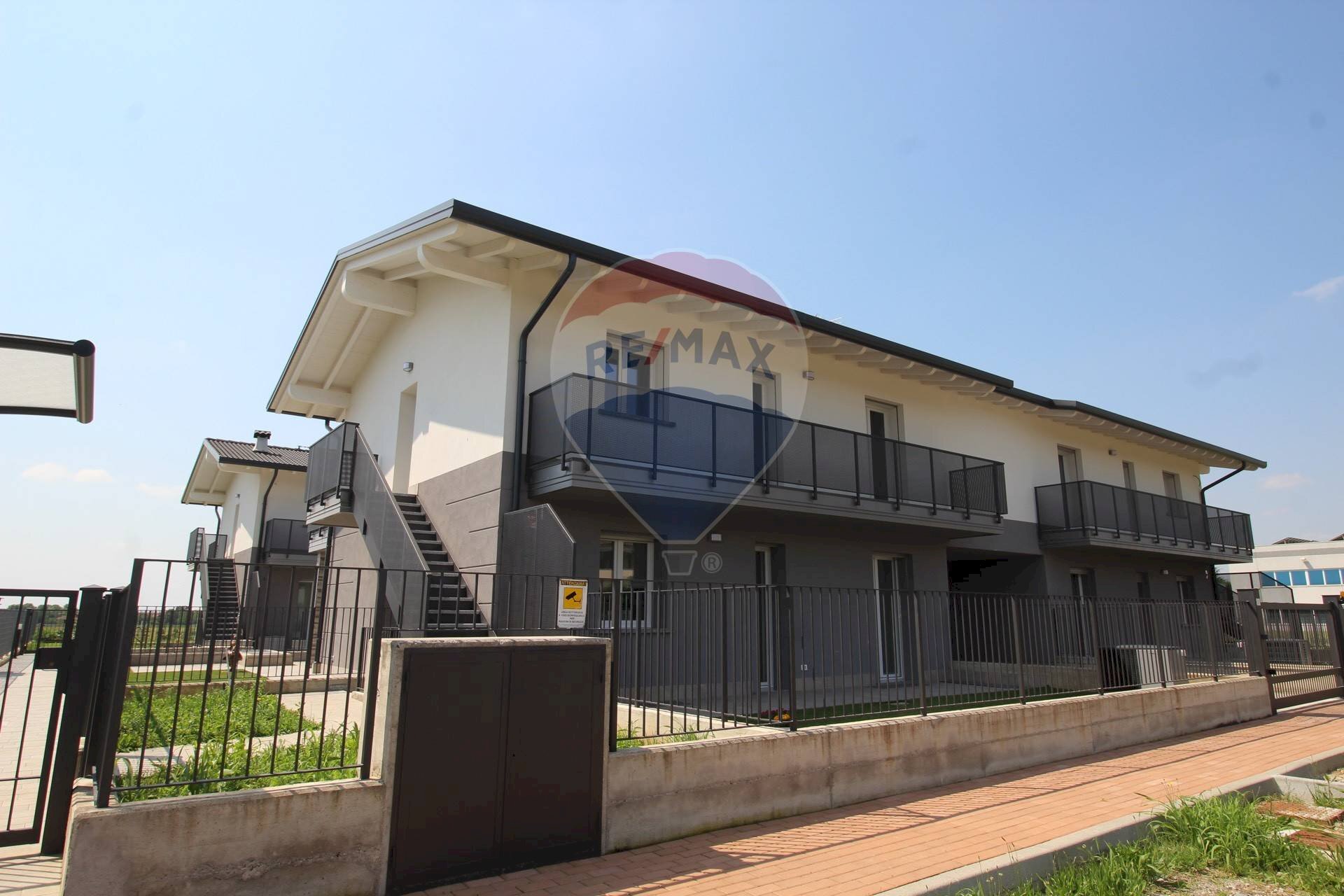 Edificio all\'aperto - Quadrilocale Ponte San Pietro - foto 3