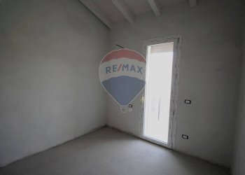 Stanza vuota - Quadrilocale Ponte San Pietro - foto 8