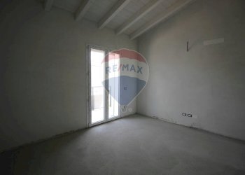 Stanza vuota - Quadrilocale Ponte San Pietro - foto 9