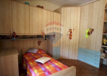 Camera / camera da letto - Semi-detached house via madonna della neve, Selvino - photo 11