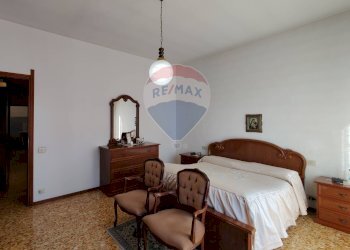 Camera / camera da letto - Villa Cesare Battisti
 
86, Brembate di Sopra - photo 13