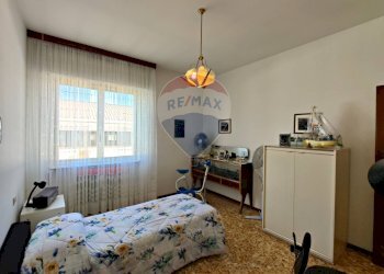 Camera / camera da letto - Villa Cesare Battisti
 
86, Brembate di Sopra - photo 18