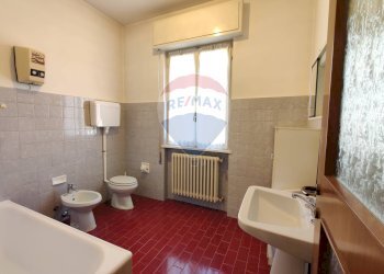 Bagno - Villa Cesare Battisti
 
86, Brembate di Sopra - photo 19