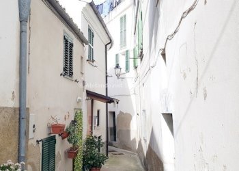 Foto 1 - Independent house Via Diana
 
12, Loreto Aprutino - photo 1