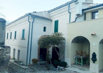 Foto 1 - Casa semi indipendente Piazza Carbonara, Vicoli - foto 1