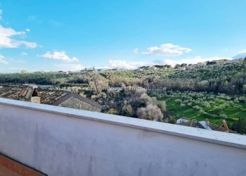 Foto 1 - Independent house Via Risorgimento
 
9, Loreto Aprutino - photo 1