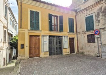 Foto 4 - Locale Commerciale Corso Alessandrini
37, Penne - foto 4