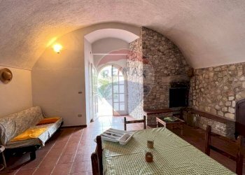 soggiorno con camino - Villa Località Coppacardillo
 
11, Vieste - foto 2