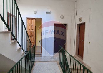 ingresso - Trilocale Viale XXIV Maggio
 
13, Vieste - foto 18