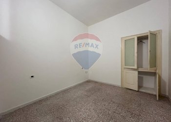 interno - Quadrilocale Via Palestro
 
7, Rodi Garganico - foto 8