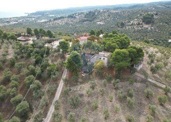 Vista delle montagne - Quadrilocale Località Coppa Cardillo
 
7, Vieste - foto 32