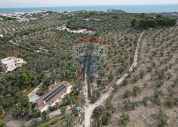 Vista delle montagne - Quadrilocale Località Coppa Cardillo
 
7, Vieste - foto 34