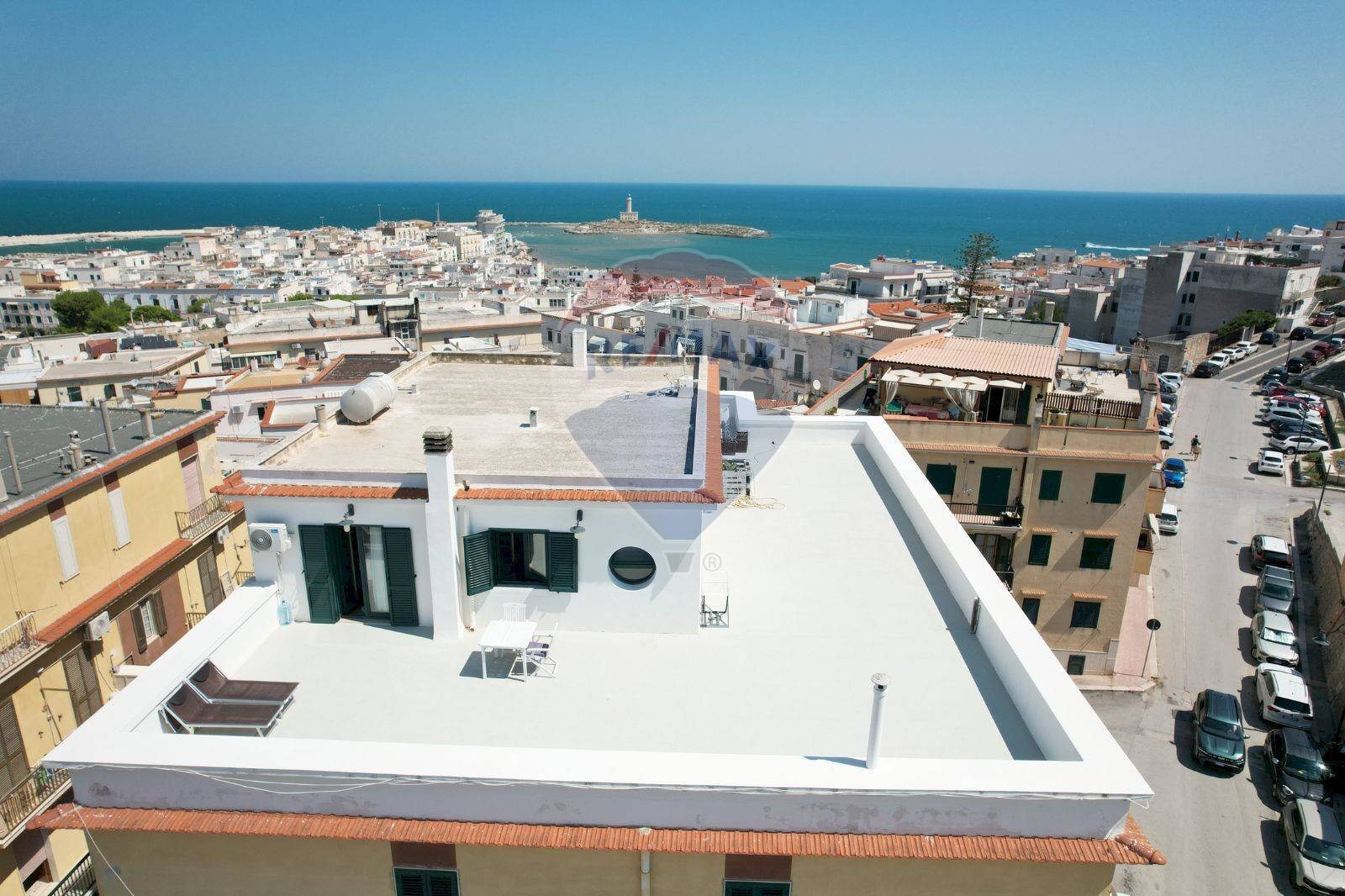 Edificio all\'aperto - Two-room apartment Via Raffaele Zaffarano
 
5, Vieste - photo 2
