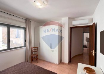 camera da letto - Trilocale Viale Marinai d'Italia
 
SNC, Vieste - foto 9