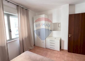 seconda camera da letto - Trilocale Viale Marinai d'Italia
 
SNC, Vieste - foto 11