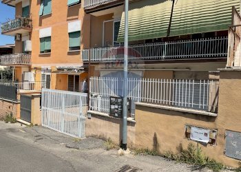 Edificio all\'aperto - Negozio Roma - foto 1