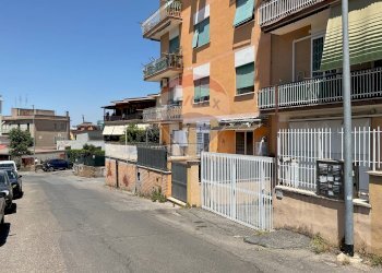 Edificio all\'aperto - Negozio Roma - foto 32