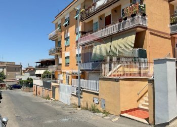 Edificio all\'aperto - Negozio Roma - foto 33