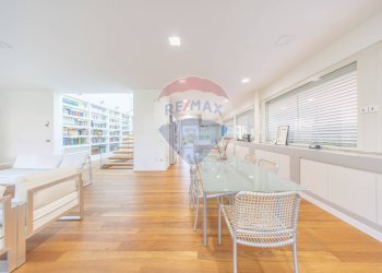 Sala da pranzo - Villa via di torre gaia
 
37/A, Roma - foto 17
