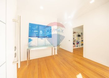 Stanza vuota - Villa via di torre gaia
 
37/A, Roma - foto 23