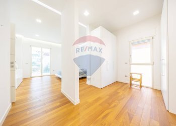 Stanza vuota - Villa via di torre gaia
 
37/A, Roma - foto 29