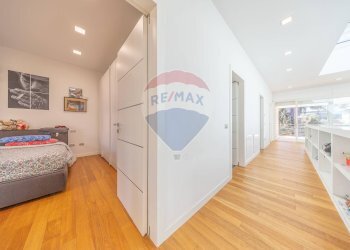 Hall / corridoio - Villa via di torre gaia
 
37/A, Roma - foto 34