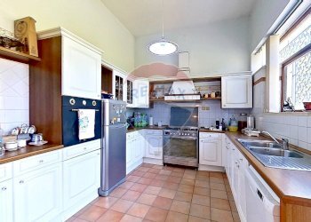 Cucina - Villa Via trotula  de ruggiero
 
146, Roma - foto 20