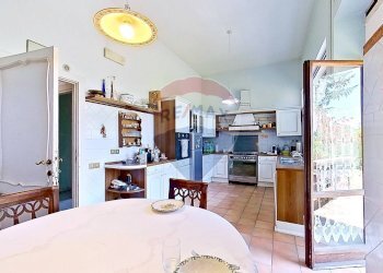 Sala da pranzo - Villa Via trotula  de ruggiero
 
146, Roma - foto 22