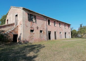 Foto 2 - Rustico Terre Roveresche
 
SNC, Terre Roveresche - foto 2