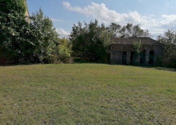 Foto 12 - Rustico Terre Roveresche
 
SNC, Terre Roveresche - foto 12