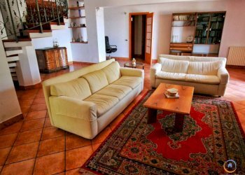 Foto 2 - Villa via Carlo Cattaneo
 
8, Palermo - foto 2