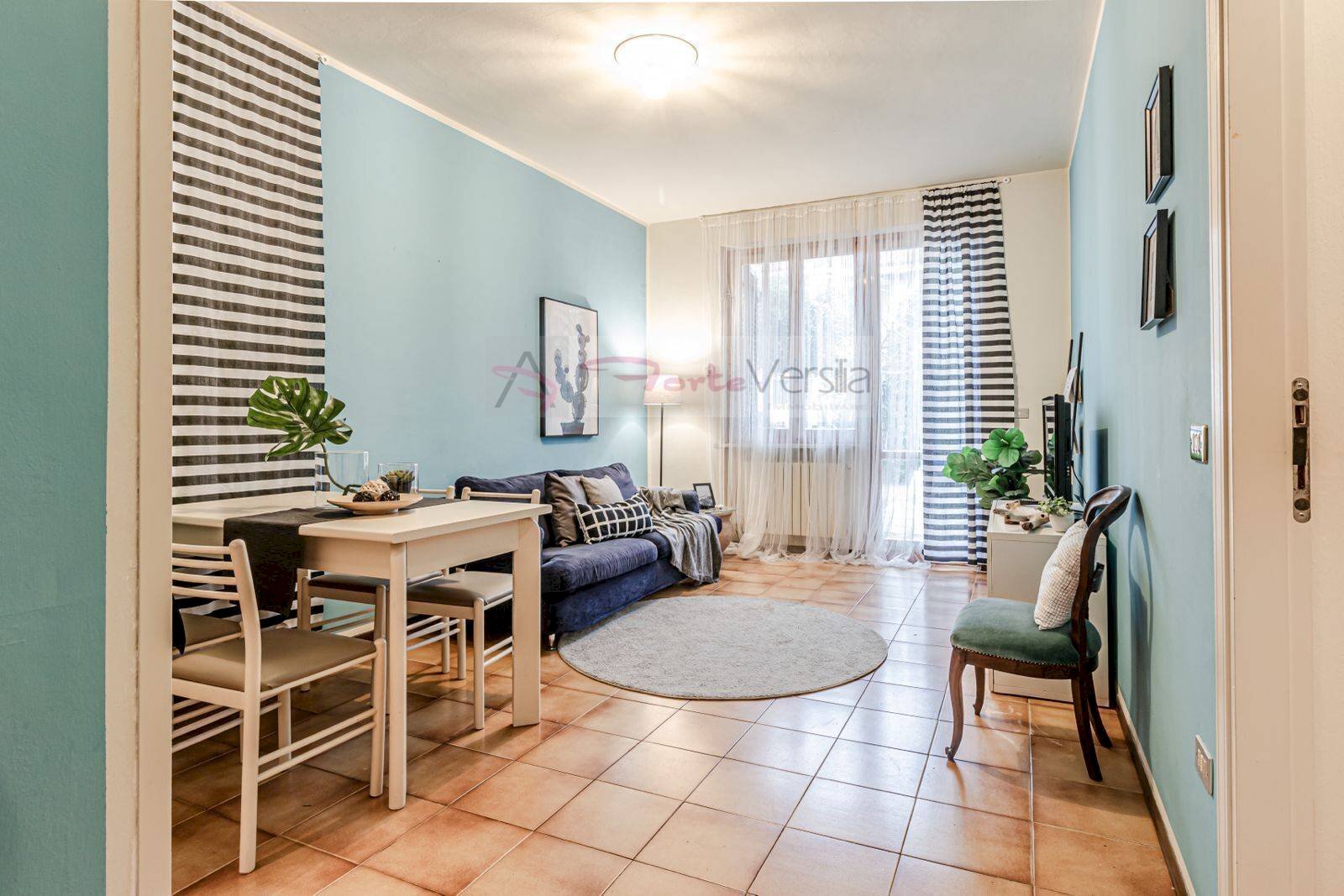 soggiorno - Three-room apartment Massa - photo 1