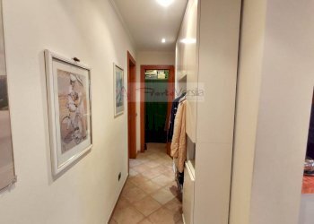 Corridoio piano terra - Villa Aulla - foto 17