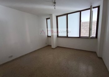 sala o seconda camera - Trilocale Massa - foto 6