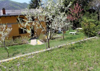 giardino - Casa semi indipendente Via Delle Manere
 
11, Roburent - foto 16