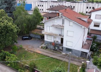 foto con drone - Appartamento Località Casseneto
 
12, Lesegno - foto 1