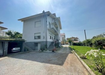 esterno - Appartamento Località Casseneto
 
12, Lesegno - foto 3