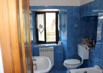 bagno - Semi-detached house Via delle Manere
 
10, Roburent - photo 14