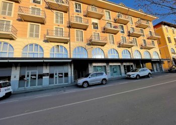 esterno - Trilocale Piazza Ellero
 
60, Mondovì - foto 22