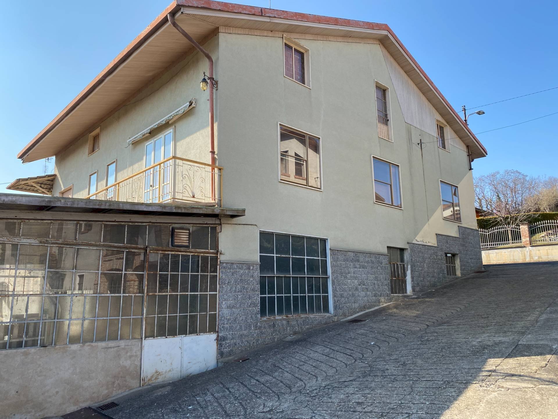 esterno - Casa indipendente via Langhe
 
330, Magliano Alpi - foto 2