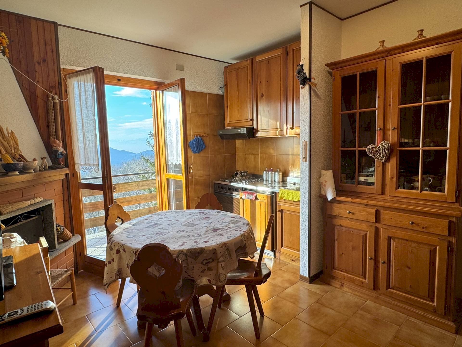 soggiorno - Appartamento via Giangirone
 
30, Roburent - foto 1