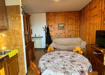 soggiorno - Appartamento via Giangirone
 
30, Roburent - foto 4