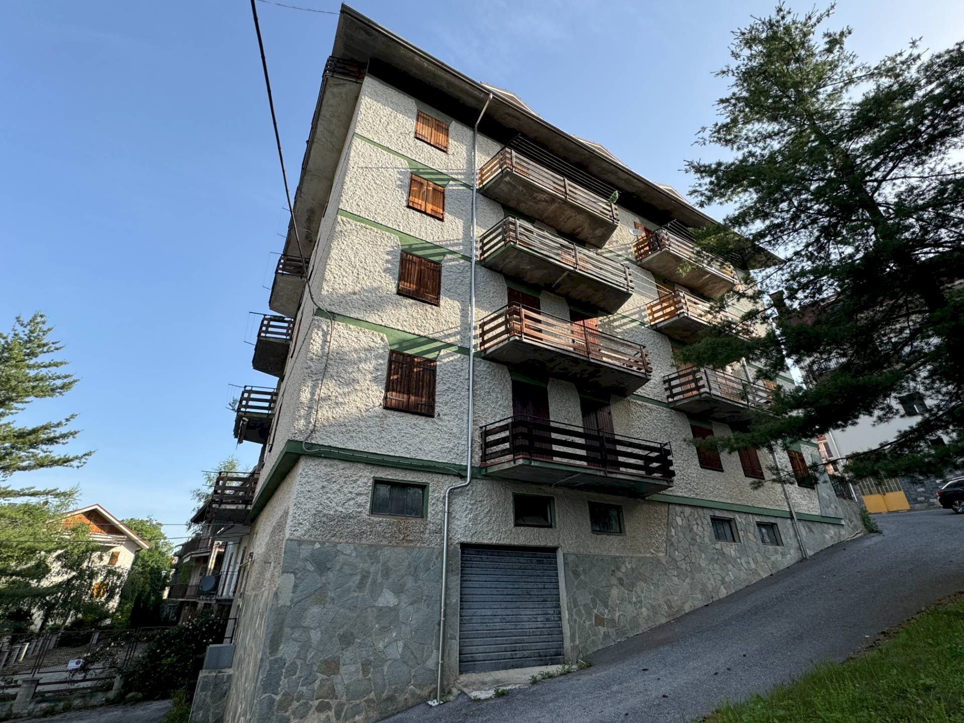 condominio - Three-room apartment Via Sant'Anna, Roburent - photo 1
